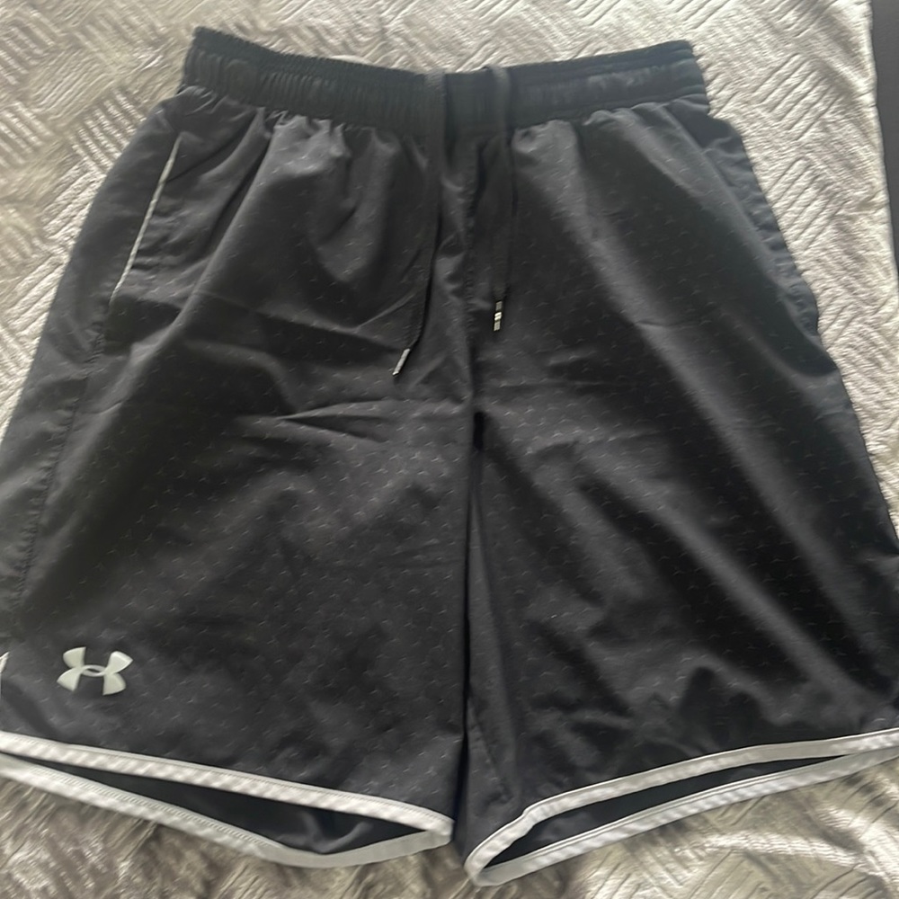 Under Armor boys shorts. Size Small